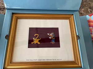 Walt Disney World Limited Edition Millennium Pin Set 942/1500 (M) - Bild 1 von 7