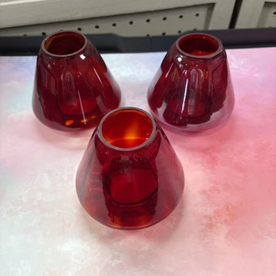 复古小号红色玻璃蜡烛灯罩烟囱装饰物 2 英寸 O.D. 3件套 — 第 1/4 张图片