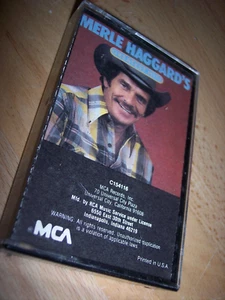 1982 Merle Haggard Greatest Hits Cassette - Picture 1 of 1