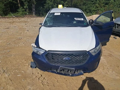 Consola techo delantero sin paquete policial compatible con 13-19 TAURUS 2694590 Foto 1 de 4