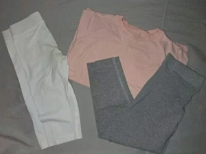 Girls OUTFIT: Primary kids, white capri, gray leggings, pink sweatshirt, size 4 - Picture 1 of 11