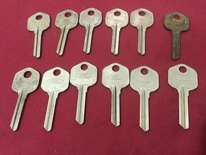 Llaves en blanco Kwikset de Taylor KW2, juego de 12 - cerrajero - Imagen 1 de 3