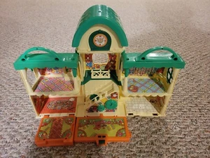 De colección Usado Cabbage Patch Kids: Babyland Casa Plegable 1984 LJN Juguetes Incompletos - Imagen 1 de 12