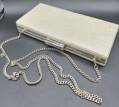Whiting & Davis Mesh Evening Clutch Purse In Pearl & Silvertone Removable Chain  - Image 1 of 4
