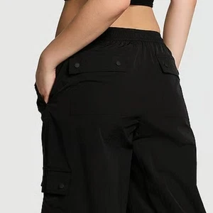 Victoria's Secret Rosa XL Paracaídas Carga Pantalones Bolsillos Dobladillo Ajustable Negro Nuevo - Imagen 1 de 7
