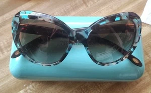Tiffany & Co. Montatura occhiali da sole 4122 8215/3B 56 16 140 usati in ottime condizioni - Foto 1 di 11