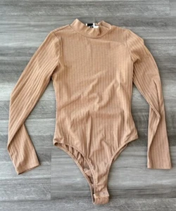 Princess Polly Tan Ribbed Bodysuit Size 4 Mock Neck Long Sleeve Small Top Boho - Picture 1 of 4