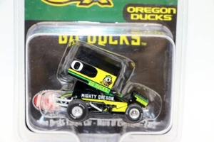 ACME 1:64 SPRINT CAR Might Oregon Go Ducks Racing Diecast Collectible NEW - Picture 1 of 7