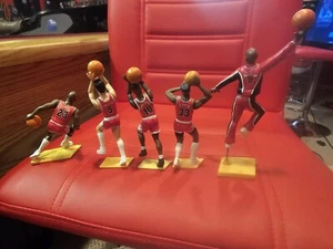 1992 (5)Starting Lineup NBA Loose Lot Jordan, Paxon, Pippen. Chicago Bulls - Picture 1 of 3
