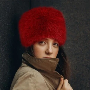 Women's Winter Russian Fluffy Faux Fur Hat Thick Cap RED - Picture 1 of 2