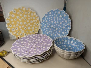 Hobby Lobby The Spring Shop Melamine Scalloped Floral Dinner Plates Cereal Bowls - Picture 1 of 4
