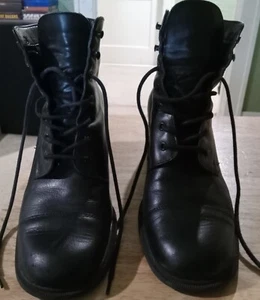 Caressa Damen-Lederstiefel schwarze Absätze 7M Schnürung - Bild 1 von 4