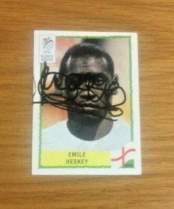 Panini EURO 2000 - Rare Hand Signed Sticker - Emile Heskey - England / Liverpool - Bild 1 von 3