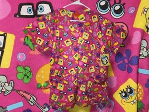 Spongebob Schwammhose Collage (Medium) Damen V-Ausschnitt Peeling Top neu mit Etikett! - Bild 1 von 6
