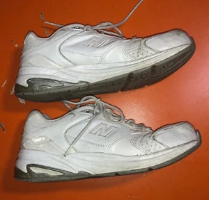 New Balance Women's White Leather Lace Up Walking Sneaker US 8.5  UK 6.5 - Picture 1 of 5
