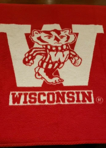 WIsconsin Badgers UW  Biederlack Blanket Throw  Football USA 48x54 Tailgate Cover