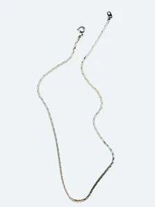 Gold Tone Flat Triangle Link Chain Necklace 18 Inch - Picture 1 of 3
