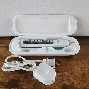 Spazzolino elettrico Philips Sonicare FlexCare HX6920 usato custodia e caricatore da viaggio - Foto 1 di 8