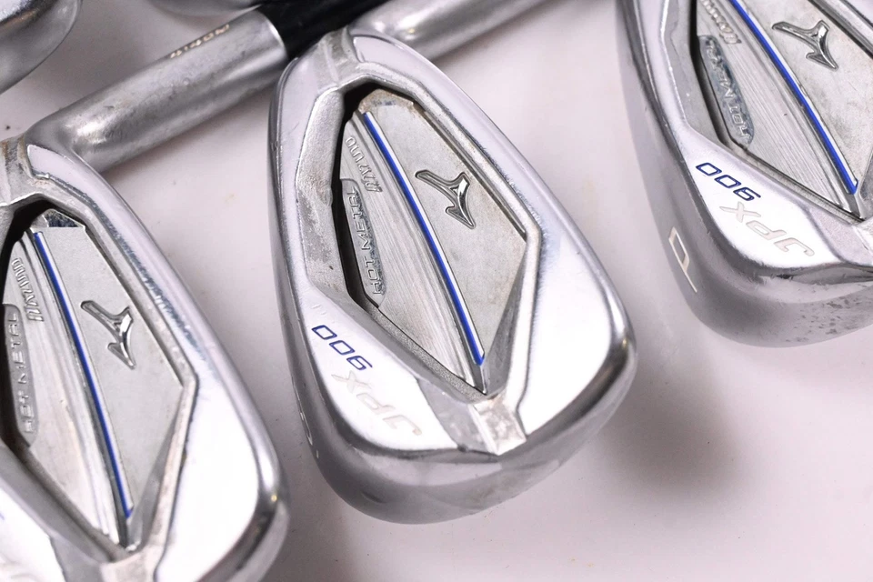 Mizuno JPX 900 Hot Metal Irons / 6-PW / Regular Flex Dynamic Gold AMT R300 - Image 1 of 4