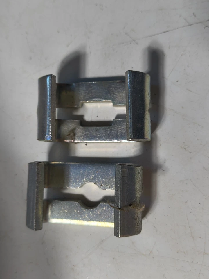 Conectores de cable de freno de estacionamiento Camaro Nova Chevelle 1962-82 GM (2) OEM #537485 Foto 1 de 1