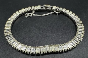 Vintage Crown Trifari Invisible Rhinestone Tennis Bracelet Silver Tone 6.75” - Picture 1 of 8