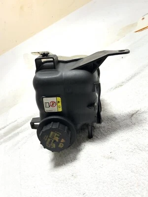 2011 FORD TAURUS COOLANT RESERVOIR ++ - Image 1 of 4