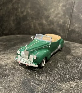 1941 Packard Darrin Convertible Signature Models Green Diecast 1/32 In Box - Picture 1 of 4