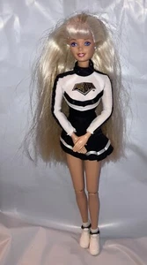 PERDUE UNIVERSITY BARBIE 1996 Cheerleader Mattel - Picture 1 of 4