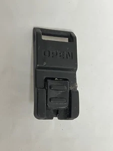 Electrolux Ergorapido 2 in 1 EL2029A Brush Roll Release Cover - Picture 1 of 3