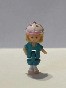 1994 Polly Pocket Dog House Polly Doll Figure Only Bluebird  Animal Wonderland - Picture 1 of 6