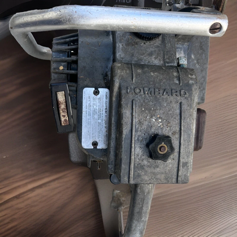 MOTOSIERRA LOMBARDA vintage. Nº de serie 70210 Foto 1 de 3