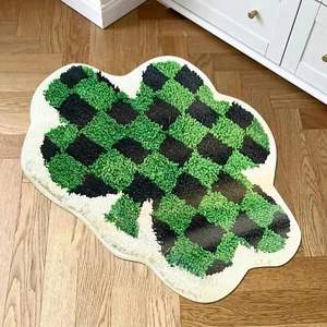 St. Patrick's Day Lucky Green Black Plaid Bath Mat Non Slip Shamrock Shaped - Picture 1 of 10