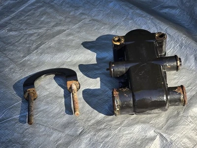Mercruiser Thermostat Housing Alpha Bravo 860256-C Freshwater Used OEM - Image 1 of 4