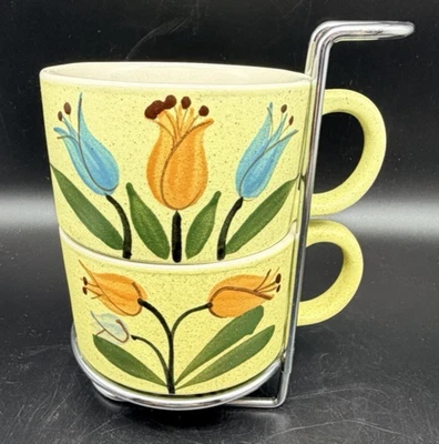 Juego de 2 tazas apilables o cuencos de sopa con carrito MCM amarillo con flores de tulipán de colección Foto 1 de 4