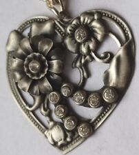 Vintage Keyring Silver Metal bling glitzy Rhinestone Diamonte floral Heart jewls