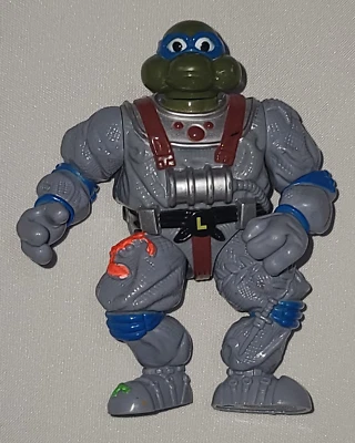 Vintage 1995 TMNT Adventures Deep Sea Diver Leonardo Action Figure - Image 1 of 4