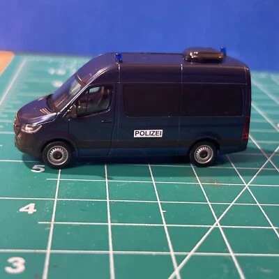Herpa HO Escala 1:87 Policía Alemana MEK SEK GSG 9 SWAT Mercedes Van Foto 1 de 4