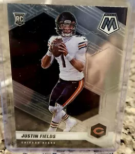 2021 Panini Mosaic - #304 Justin Fields (RC) - Picture 1 of 2