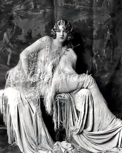 Flapper Girl - Ziegfeld Follies 8X10 FOTO PUBLICITARIA De colección 1920 Glamour - Imagen 1 de 1