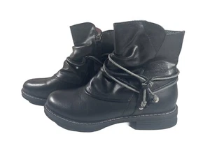 Woman's New Black Winter Boots - Picture 1 of 6