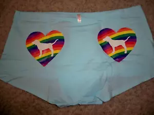 Victoria's Secret Boyshort Pride Regenbogen Herzen hellblau Large NEU - Bild 1 von 3