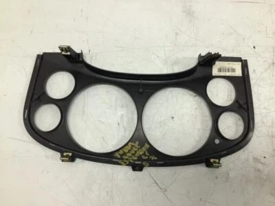 GMC YUKON 2007 08 XL 1500 SLT FRONT DASH PANEL SPEEDOMETER CLUSTER BEZEL FACTORY - Image 1 of 4