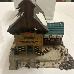 Dept 56 - 58316 North Eastern Sea Fisheries Ltd Dickens Village Works Lesen - Bild 1 von 11