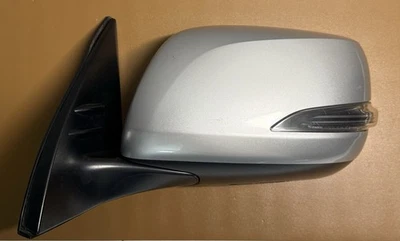 ESPEJO RETROVISOR PUERTA LADO CONDUCTOR IZQUIERDO LEXUS GX460 14-19 CON PUNTO CIEGO OEM PLATEADO 2019 Foto 1 de 4