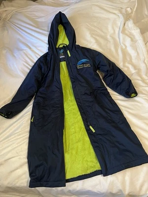 Great Aussie Swim Parka Towel - Kids Size 10 Blue Exterior, Lime Green Interior  - Image 1 of 4