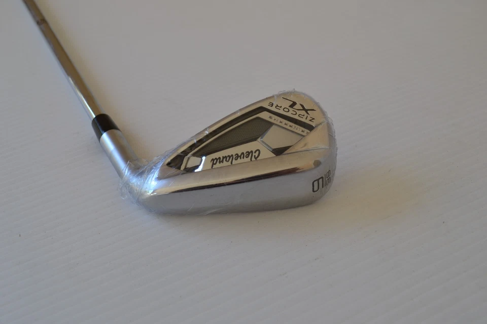 New Cleveland ZipCore XL 9 Iron Dynamic Gold S300 Stiff Flex Steel - Image 1 of 4