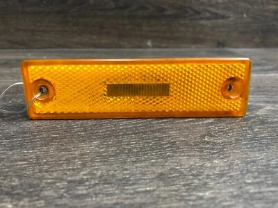 Geo Storm :  1990, 1991, Left Side Marker Light, #GM 94360588L - Image 1 of 4