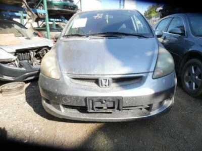 2007-2008 HONDA FIT, Passenger Right Lower Control Arm Front OEM - Imagem 1 de 4