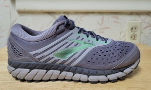 brooks ariel 18
