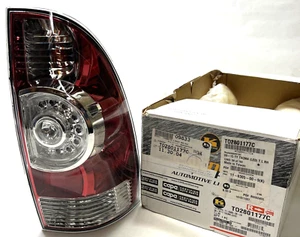 For Toyota Tacoma 2009-2015 Tail Light Passenger Side | LED | CAPA TO2801177C - Imagen 1 de 5